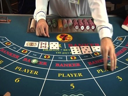 Играйте в увлекательную игру в казино Баккара и выигрывайте крупные суммы!